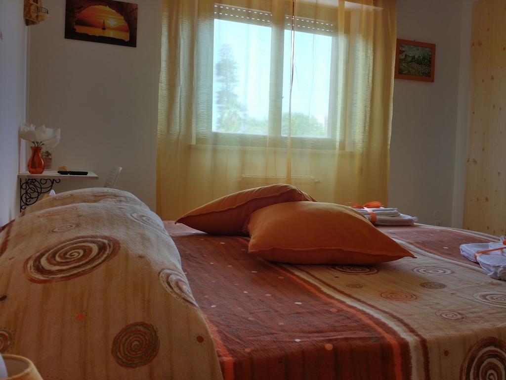 טרפאני Bed & Breakfast Ciaramira חדר תמונה