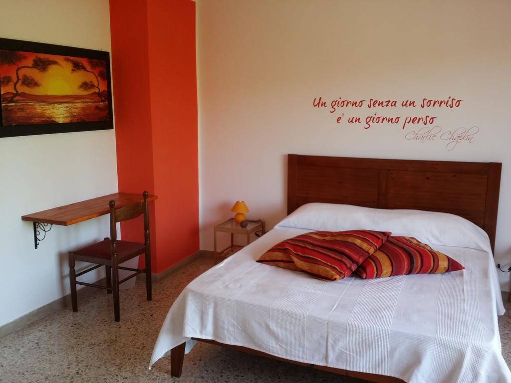 טרפאני Bed & Breakfast Ciaramira חדר תמונה